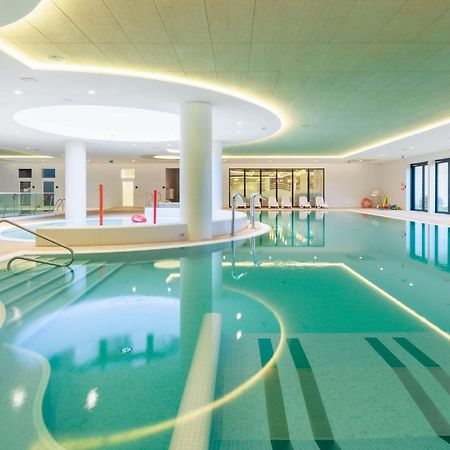 Apartament Prestige Z Dostepem Do Basenow,Strefy Saun,Jacuzzi - Pinea Apartments Pobierowo-Sannel Apartments For Rent Экстерьер фото